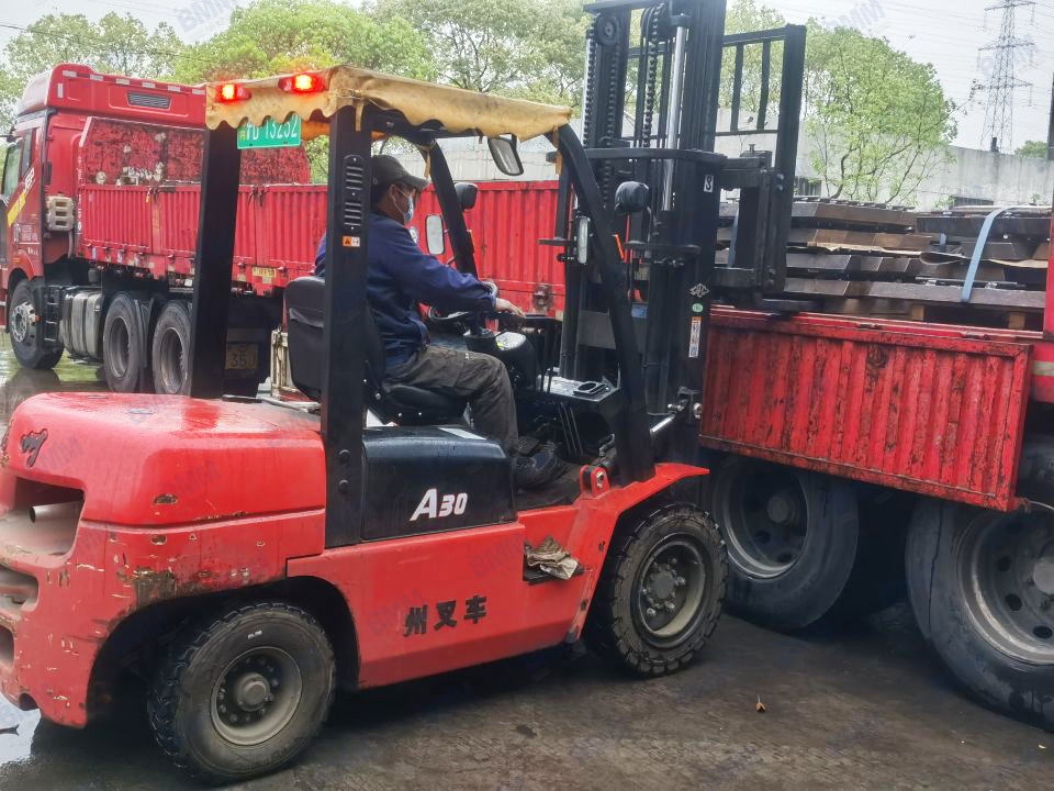 710公海疫情中继续交货-001.jpg
